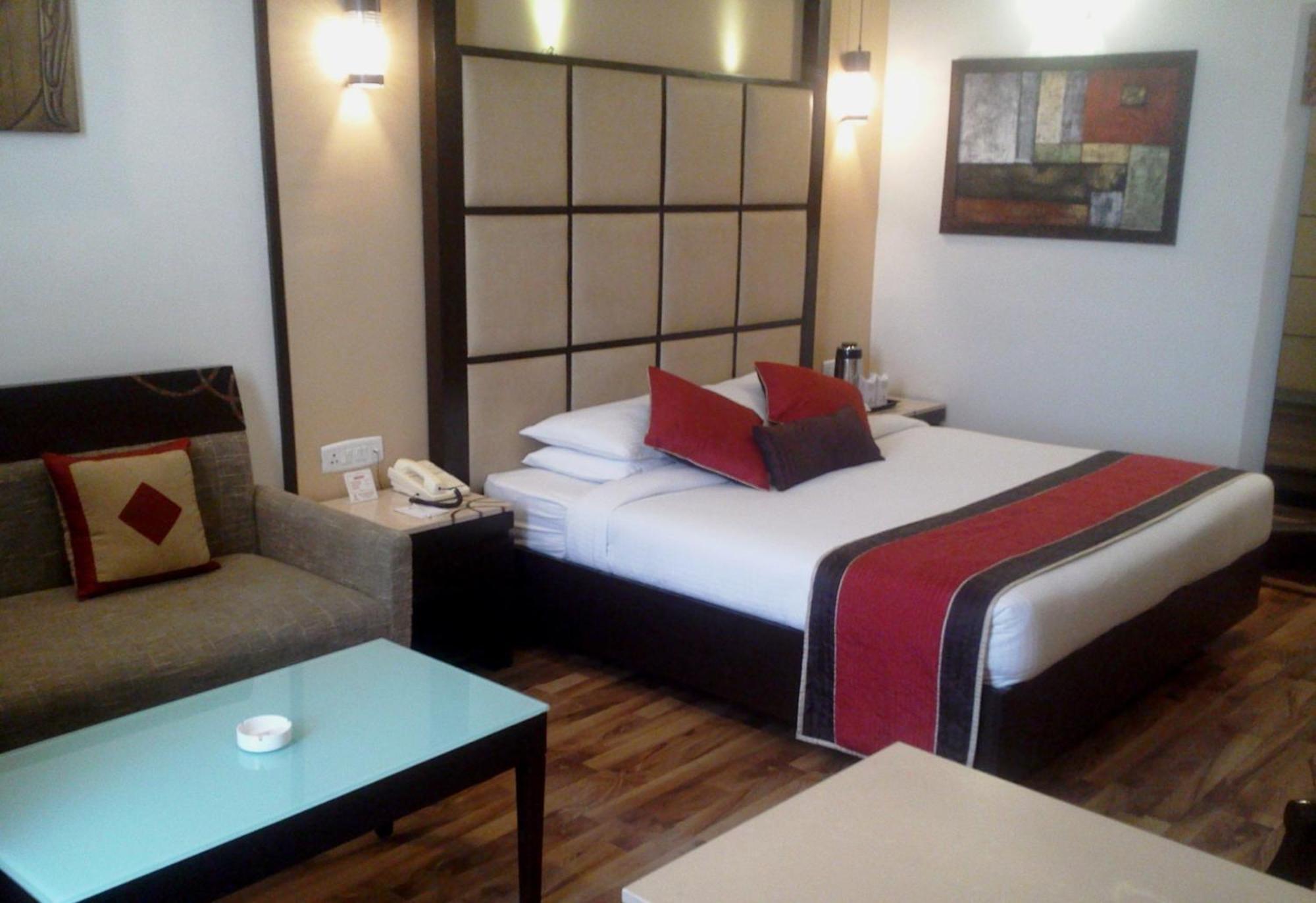 Hotel Maharaja Regency Ludhiana Exterior photo